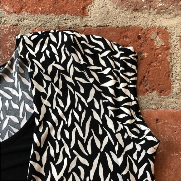 Elle Size Small black top and Carol Rose size small black & white top- two tops! - Picture 11 of 16
